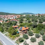 Vetrinos Agios Nikolaos (Chalkidiki)