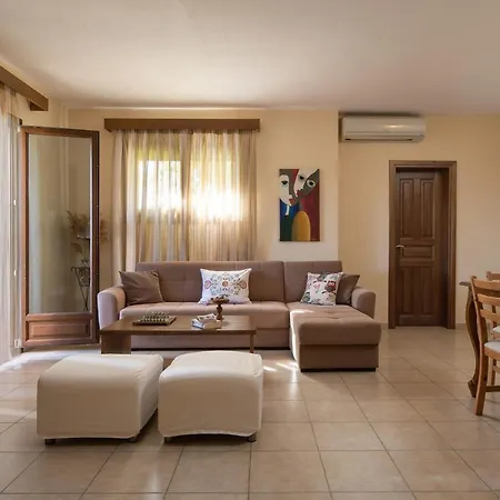 Apartment Vetrinos