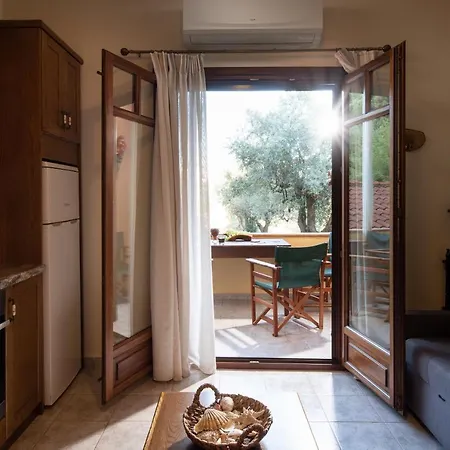 Vetrinos Agios Nikolaos (Chalkidiki)