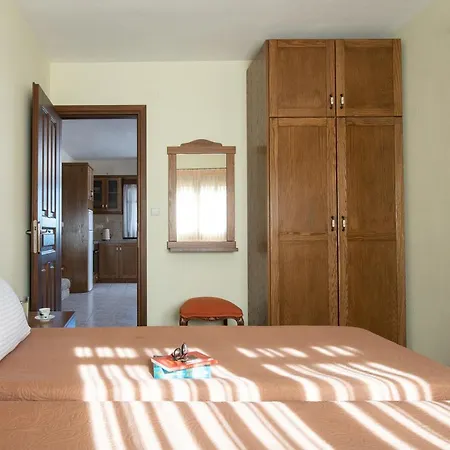 Apartment Vetrinos