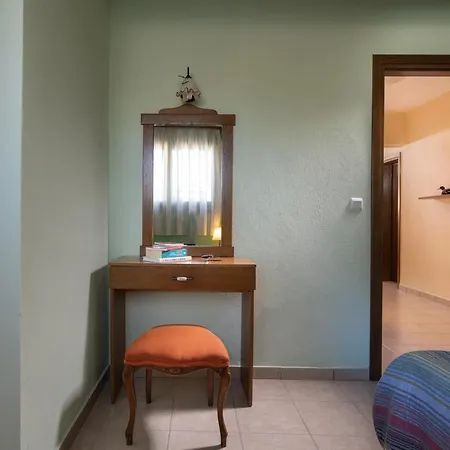 Apartment Vetrinos *